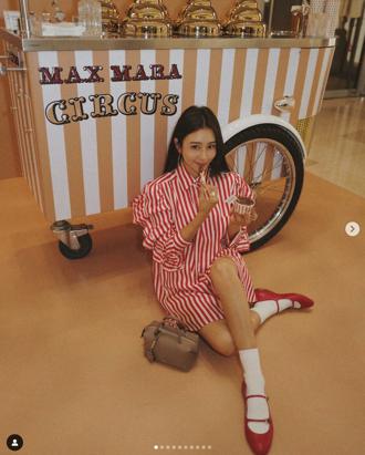 唐葳邀粉大吃冰淇淋 抢穿Max Mara新品讚俏皮又时髦