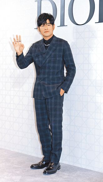 周杰倫想揪母逛店 金智媛盼嘗珍奶