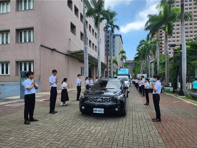 26日高雄医学大学就举办112学年度人体暨器官捐赠感恩大会。（高雄医学大学提供／杨舒婷雄传真）