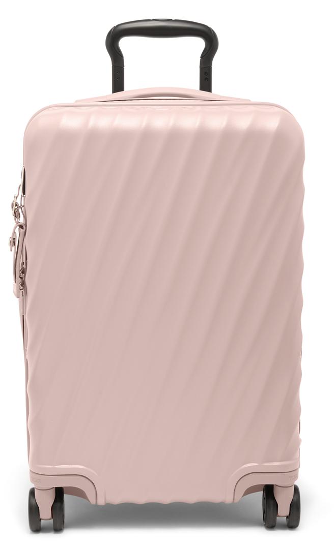 SOGO忠孝馆TUMI 19 DEGREE登机箱20吋木槿紫纹理 ，3万2200元。（SOGO提供）