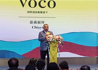 酒店開幕嘉義大咖雲集  多位議員「被站著」聽蔡英文致詞