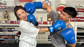 甘家葳「冰塊腹肌」太養眼！小8覬覦鮮肉飽眼福：好迷人