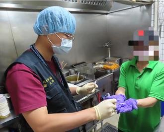 遠雄鴻屋咖哩累計11人就醫 2人糞便檢出沙門氏桿菌