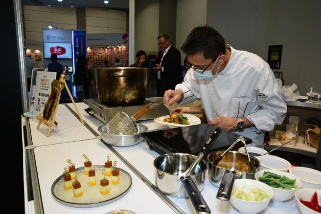 许政堂主厨带来极致的正港海味体验。（图／高雄市海洋局）