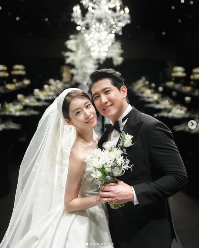 T-ara芝妍1年多前才跟黃載均結婚。（圖／IG@jiyeon2__）