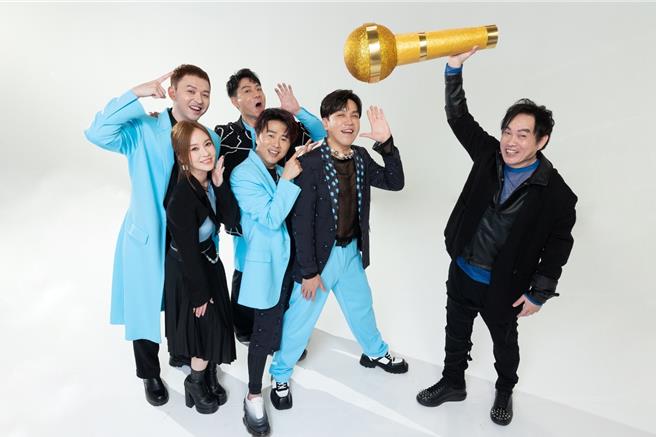 李子森（左起）、杜忻恬、陈随意、陈孟贤、许志豪、康康一同主持《综艺一级棒》。（中视提供）