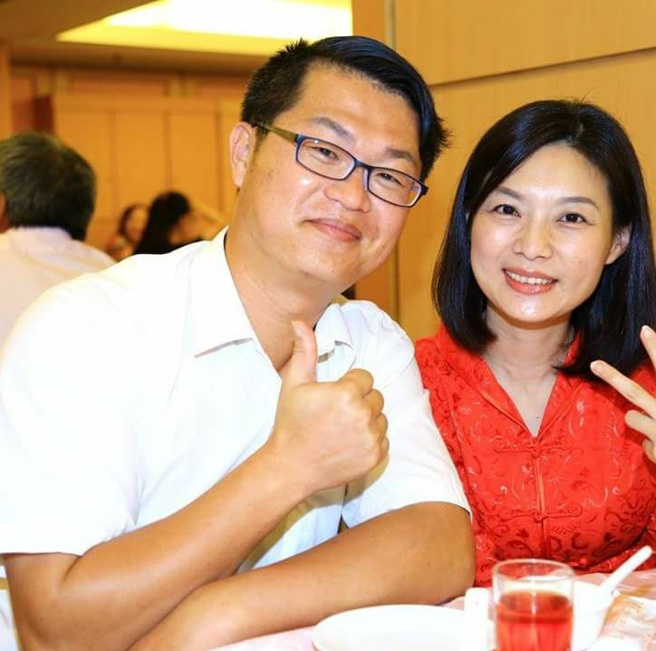 林源富与妻子陈秀玲合照。（图／翻摄自林源富脸书）