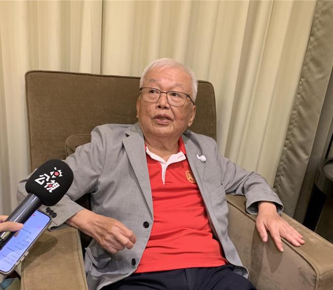 台综院创办人刘泰英27日在台综院活动之前接受访谈。图／陈碧芬