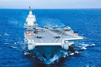 全台飛彈部隊警鈴大作 前海軍艦長爆：「這艘航母」來了！