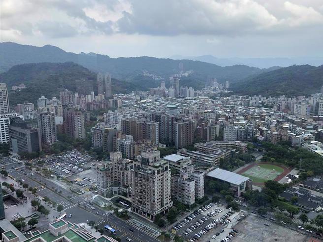 民眾換屋適用房屋土地交易所得稅重購退稅優惠，應留意適用要件。（示意圖／吳靜君攝）