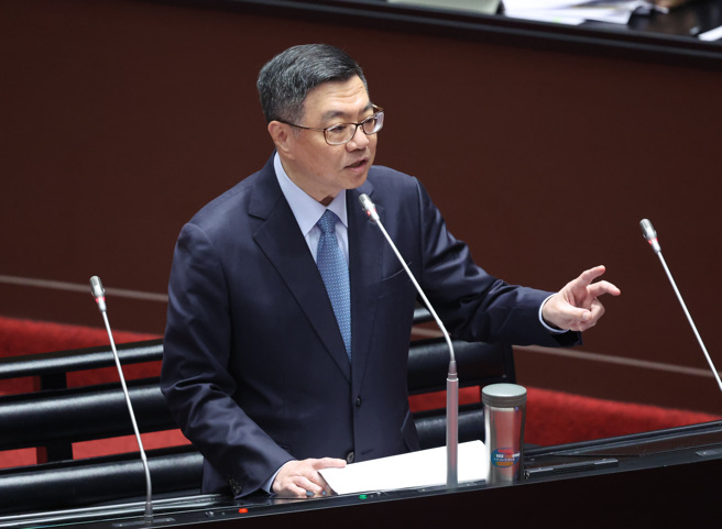 行政院长卓荣泰28日在立法院答询。（姚志平摄）