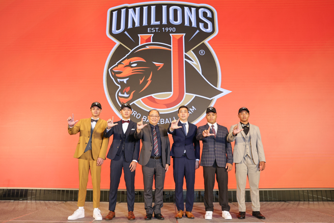 统一狮在2024年中职选秀会上指名8名球员。（中职提供）