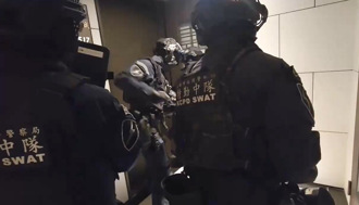 天道盟冒充「前財經記者」狠撈千萬 警攻堅逮人驚見正妹女Coser