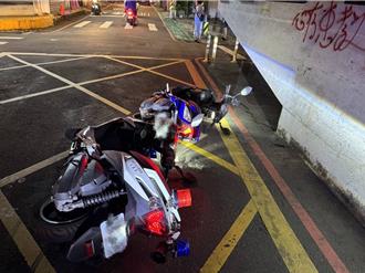 機車騎士闖紅燈遇警攔查 加速落跑棄車逃還是栽了