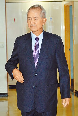 陈淮舟 辞新光金董座