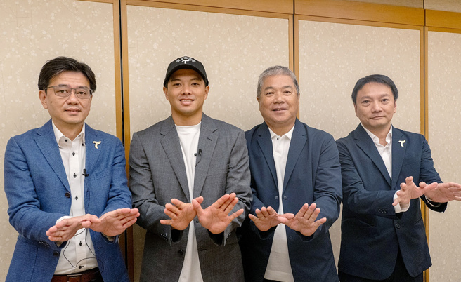 吴念庭签约加盟雄鹰（台钢雄鹰提供）