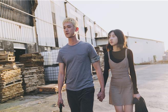 吴慷仁和李沐成为亡命天涯的命运共同体。（Hami Video提供）