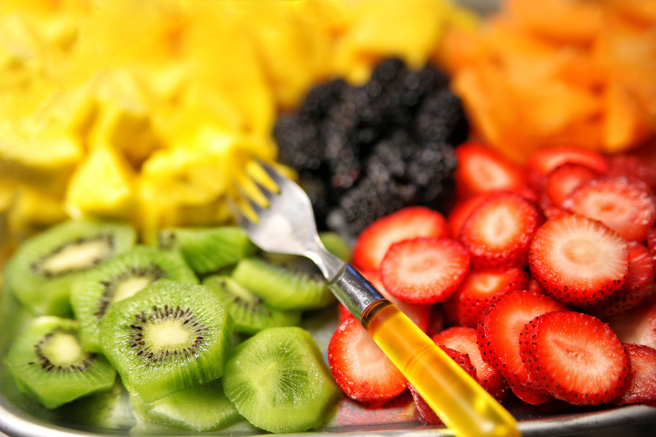 研究发现，每天吃2颗绿色奇异果，能改善便秘，每周增加1.5次以上的排便。（示意图，Shutterstock／达志）