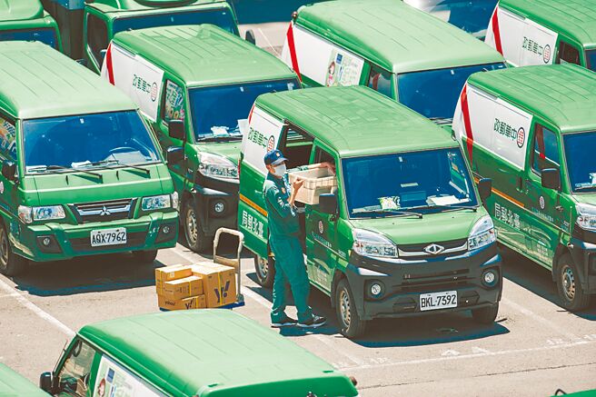 中华邮政考成乙等提覆议，工会扬言若没过不排除集体请特休。（本报资料照片）