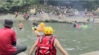 暑假戲水旺季 侯友宜赴三峽視察水域安全