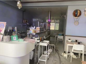 高雄早餐店煎台起火竄濃煙　店家「4舉動」救了自家店