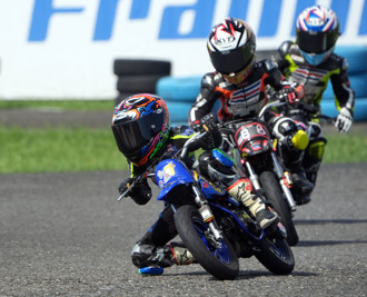 TSR全國機車錦標賽》7歲神童陳子龍 再度包辦兒童組雙料冠軍