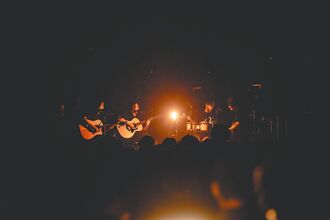 草東2拿最佳樂團獎 難忘離世鼓手凡凡