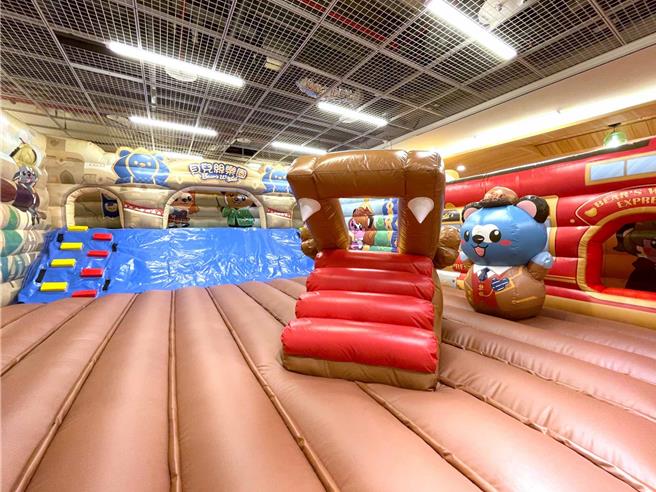 憑旺仔小饅頭包裝截角至全台貝兒絲樂園 購票入園，免費加送1小時遊玩時間。（宜蘭食品提供／朱世凱台北傳真）