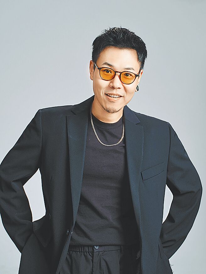 许钧29日以〈歌一切〉夺得第35届金曲奖「最佳作曲人奖」。（基本节奏提供）