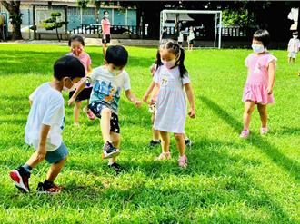 穩定公幼暑期加托 教育部核定65萬補助加置照顧人力398人