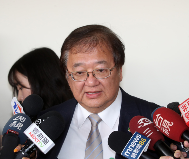 賴清德總統就職滿月時宣布成立「健康台灣推動委員會」，在野立委質疑，此舉形同架空衛福部，更質疑衛福部長邱泰源成傀儡。（圖／記者劉宗龍攝影）