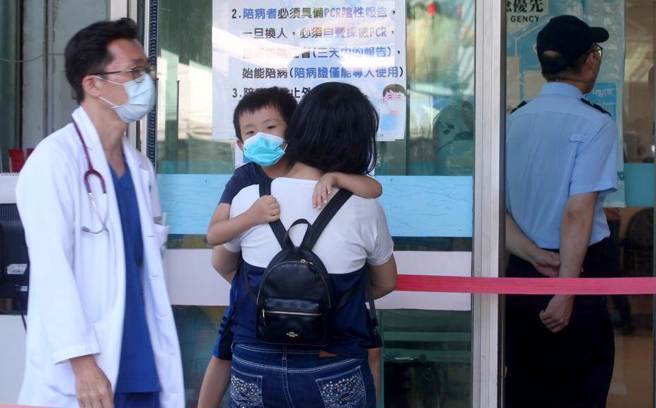 雲林3歲女童高燒41度確診A流，抽搐、嗜睡進加護9天病逝。（示意圖／本報資料照片）