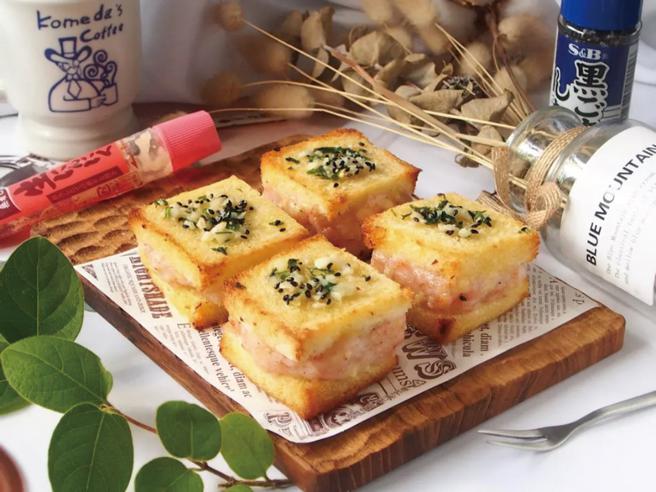 SOGO韓味屋明洞食堂韓國吐司麵包蝦，180元。（SOGO提供）
