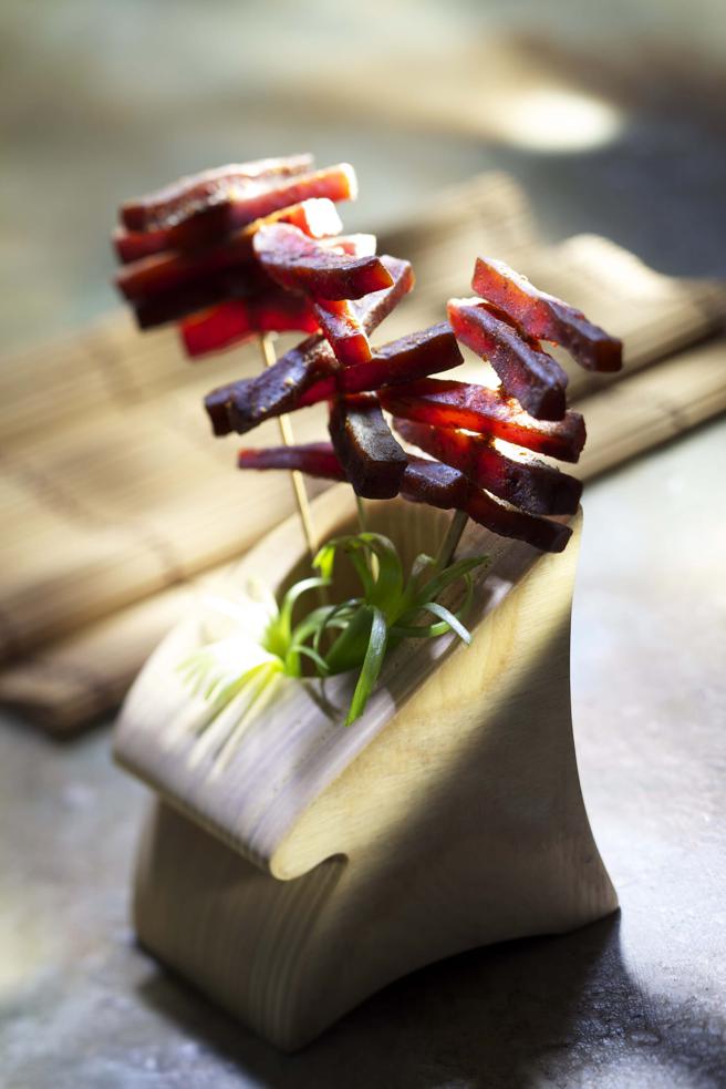 宏匯廣場寶島好物展，德利豆乾五香豆乾，價格店洽。（宏匯廣場提供）