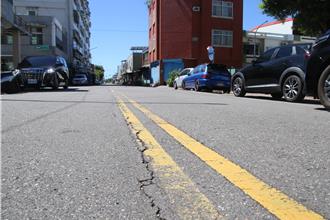 台东县14条道路改善动工 饶庆铃视察 8乡道预计9月完工