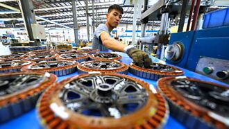 財新6月製造業PMI 三年新高