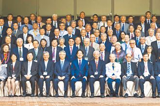 賴宴請中研院士 強調兩岸互不隸屬