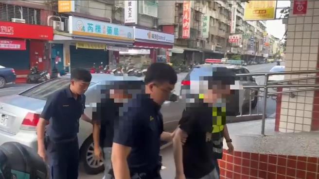 2名涉案嫌犯在案发后３小时内遭警方查缉到案。（新北市三重警分局提供）