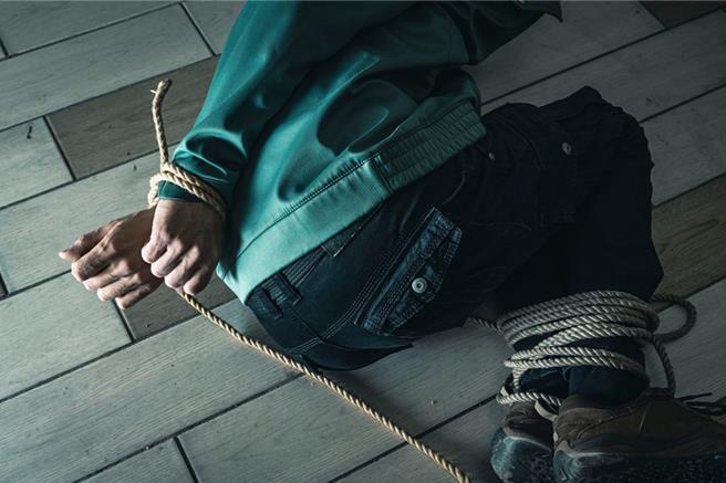 大陆驻菲律宾使馆2日发布消息指出，2名华人高管在菲遭绑架撕票，敦促当地政府加大缉凶力道。（示意图：Shutterstock／达志）