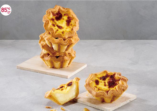 85℃「千层布蕾」单颗售价65元，4颗特价240元。（85℃提供／朱世凯台北传真）