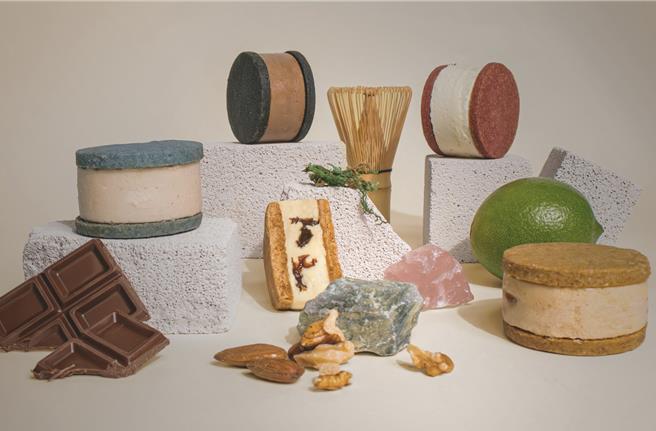 旅旅时光「太空系乳酪三明治」特制八大行星夹馅口味。（旅旅时光提供／朱世凯台北传真）