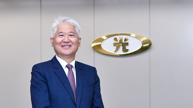 新光金1日召开临时董事会补选新任董事长，通过由新光人寿董事长魏宝生出任金控董事长。图／本报资料照片