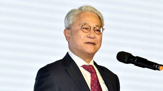 台新金及旗下子公司這波人事布局牽動多人，董座吳東亮稱這次人事布局是進行「新的世代交替」。圖／本報資料照片