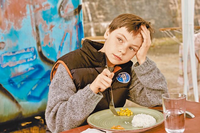 童星賽西里歐安德雷森詮釋亞斯伯格症患者，演技細膩入木三分。（海鵬提供）