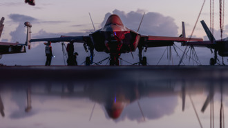 五角大厦官员警告 F-35升级延误 风吹日晒雨淋损失大了