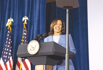 美民主黨喊換將 賀錦麗巡迴挺拜登