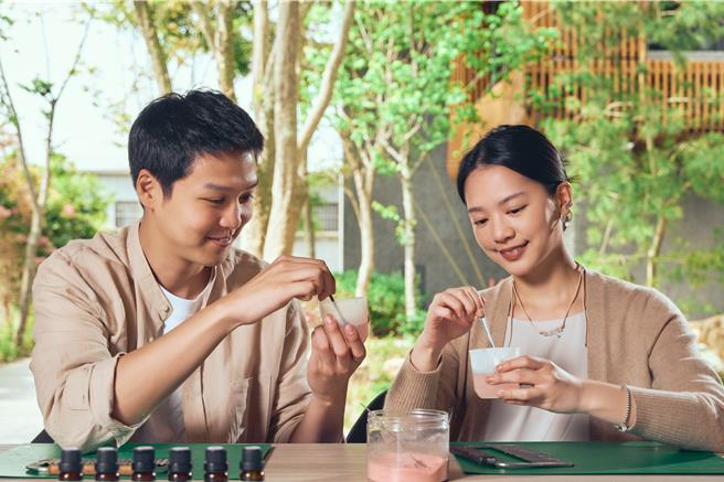 阿里山英迪格深受大小朋友喜爱的自制手工皂课程，暑假会推出限定造型。（阿里山英迪格酒店提供） 