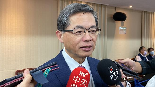 交通部长李孟谚要求台铁公司董事长杜微，带领同仁做好相关改善工作。（本报资料照片）