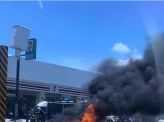 彰化警鳴笛趕自戕案現場   路口挨撞「整輛機車燒光」