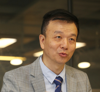 谢寒冰酸「罢免后拱于北辰选总统」  郭正亮惊吐1句